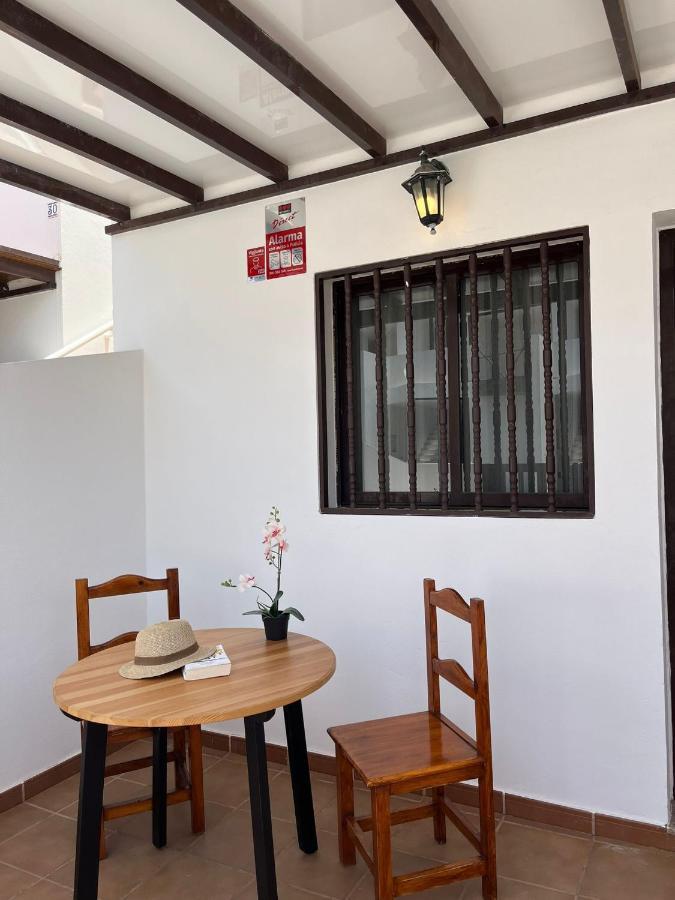 Playa Honda Apartment *